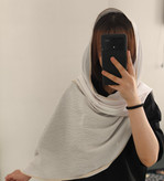 شال پلیسه دور گاندوزی شده